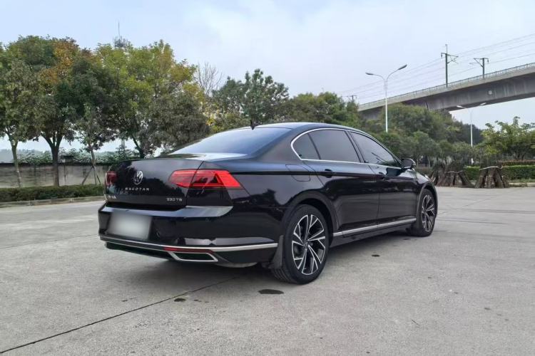 Used Volkswagen Magotan 2021 330TSI DSG 30th Anniversary Edition
