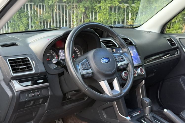 Used Subaru Forester 2016 2.0i Fashion Navigation Edition
