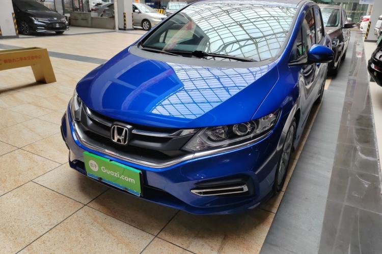 Used Honda Jade 2017 1.8L automatic Comfort version 5 seats
