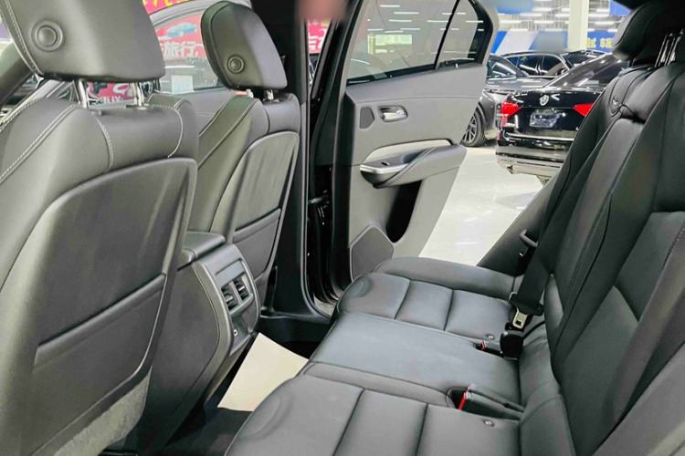 Used Cadillac XT4 2021 28T Two-Wheel Drive Leading Version
