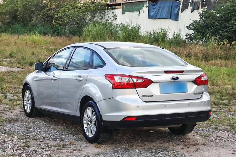 Used Ford Focus 2012 Sedan 1.6L Automatic Comfort Model
