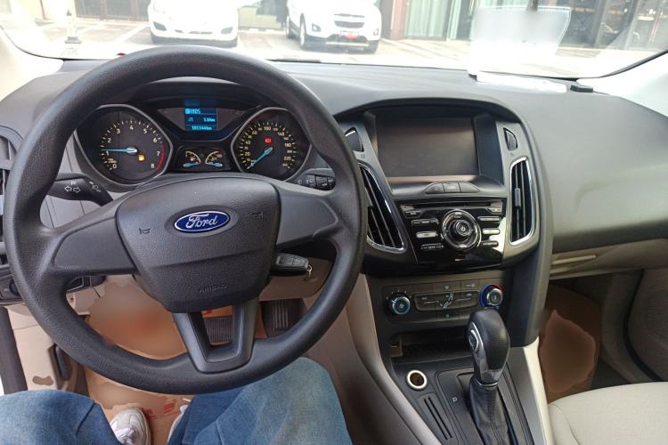 Used Ford Focus 2015 Sedan 1.6L Automatic Comfort Model