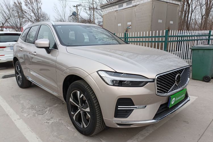 Used Volvo XC60 2026 B5 4x4 Smart Luxury Edition