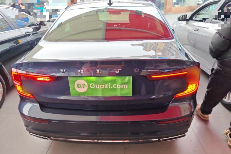 Used Volvo S60 2022 B4 Zhiyi Luxury Edition