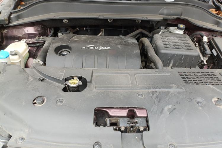 Used Zotye SR7 2016 1.5T CVT Cube Heart Edition China V Standard
