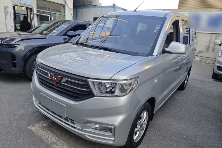 Used Wuling Hongguang V 2022 1.5L Enjoy Edition Electric-Powered LAR