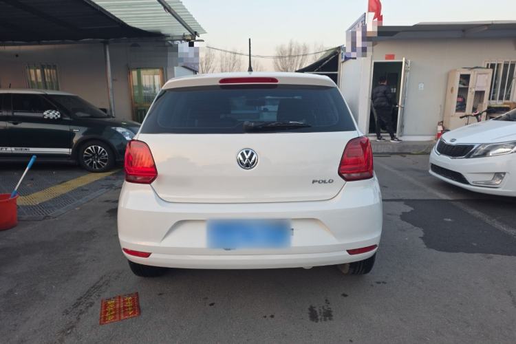 Used Volkswagen Polo 2016 1.4L Manual Fashion Model