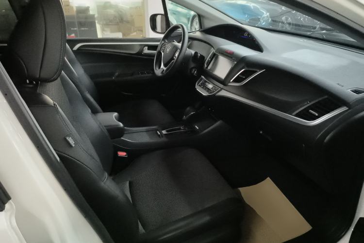 Used Honda Jade 2014 1.8L Automatic Comfort Elite Version 5 Seats
