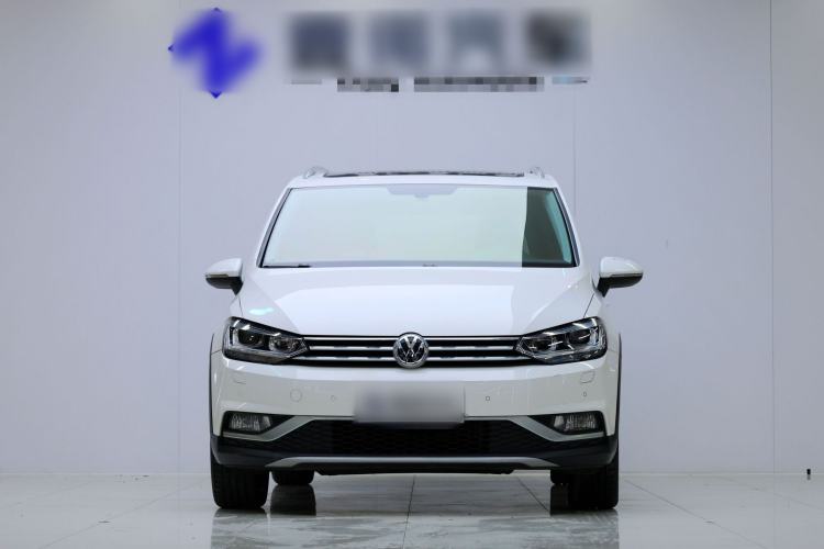 Used Volkswagen Touran 2018 Volkswagen Touran L 280TSI DSG Boundary Edition 7 Seats China VI Standard
