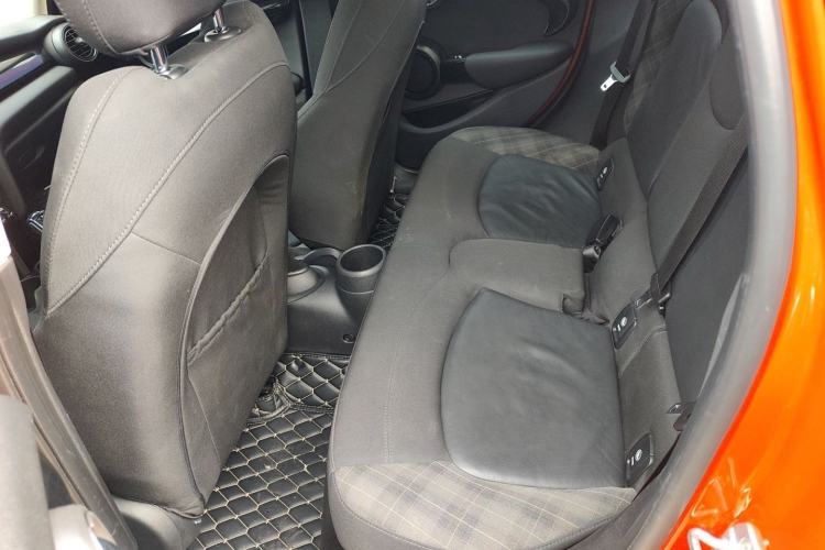 Used  MINI 2018 1.5T COOPER Classic Edition Five-Door Version