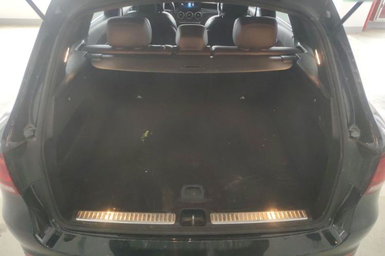 Used Mercedes-Benz GLC 2021 GLC 300 L 4MATIC Dynamic Model