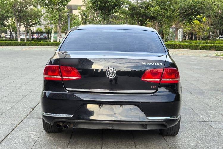 Used Volkswagen Magotan 2015 Revised Version 2.0 TSI Luxury Edition