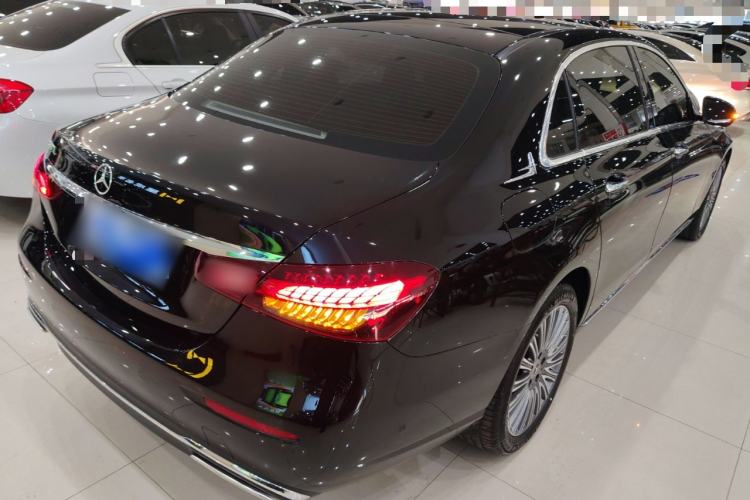 Used Mercedes-Benz E-Class 2023 Updated E 300 L Fashion Edition
