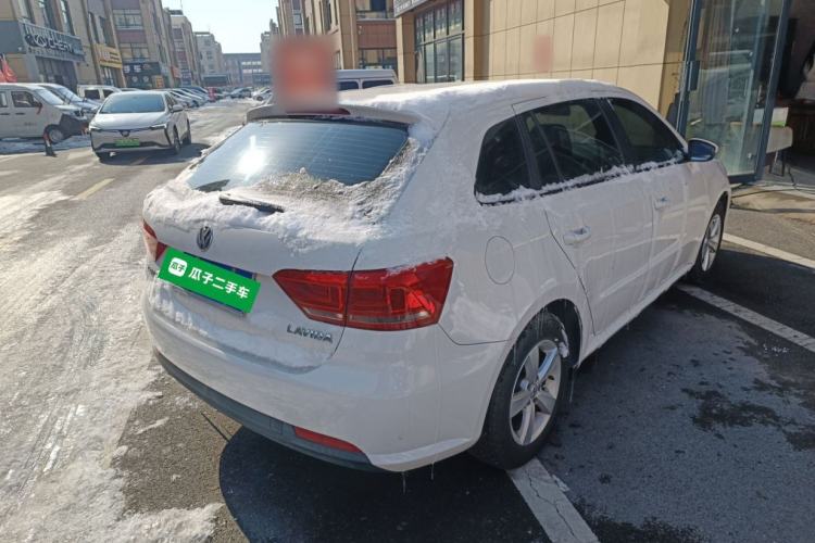 Used Volkswagen Gran Lavida 2013 1.6L Manual Fashion Model