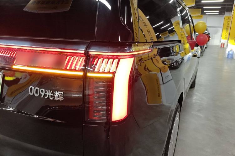 Used Zeekr 009 2024 GAC Trumpchi
