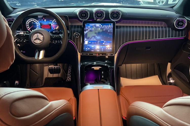 Used Mercedes-Benz GLC 2024 GLC 260 L 4MATIC Luxury Model 5 Seats
