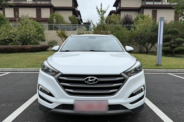 Used Hyundai Tucson 2015 1.6T Dual-Clutch Two-Wheel-Drive Smart Model
