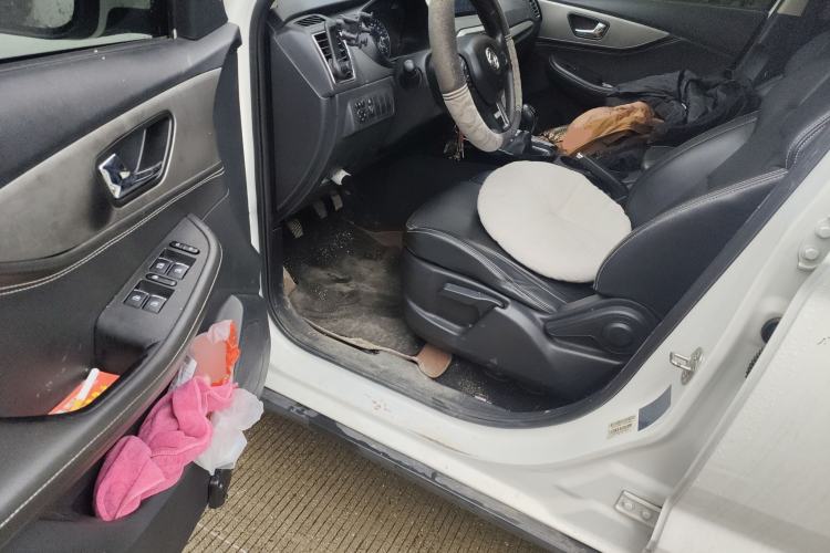 Used Dongfeng Fengon S560 2018 1.8L Manual Urban Model 7 Seats