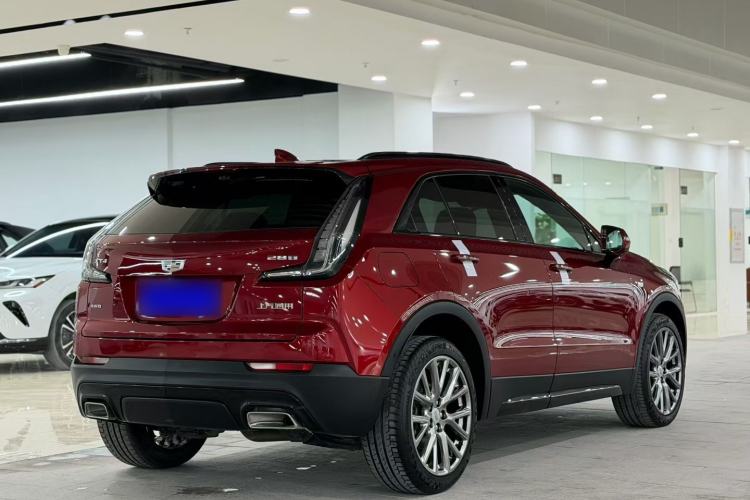 Used Cadillac XT4 2022 28T Four-Wheel Drive Platinum Edition
