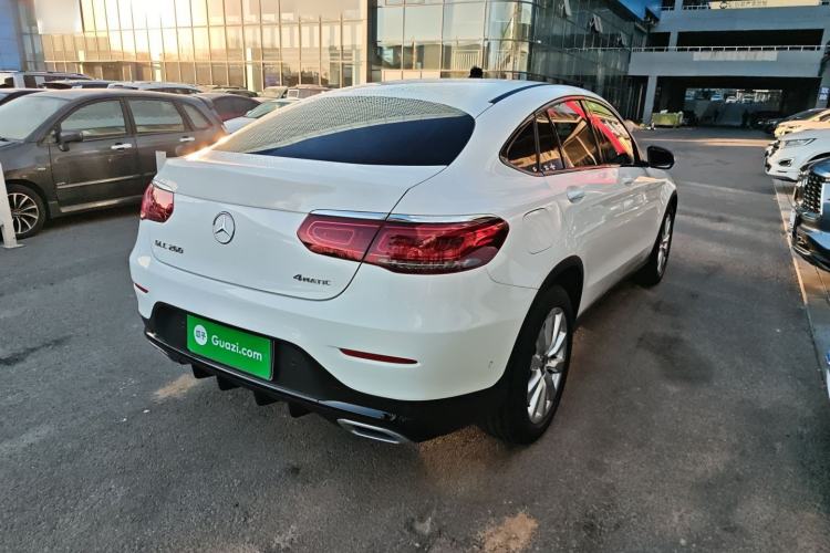 Used Mercedes-Benz GLC Coupe 2020 GLC 260 4MATIC Coupe SUV
