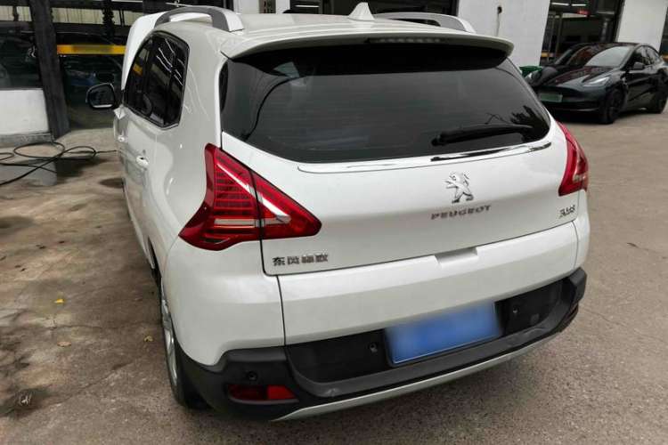 Used Peugeot 3008 2015 2.0L Automatic Classic Edition
