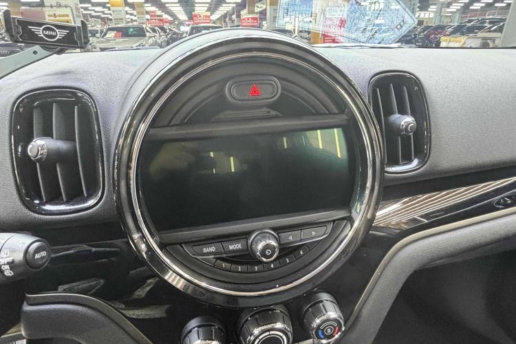 Used  Countryman 2018 1.5T COOPER Special Edition
