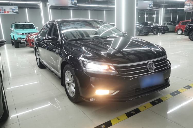 Used Volkswagen Passat 2017 280TSI DSG Luxury Edition

