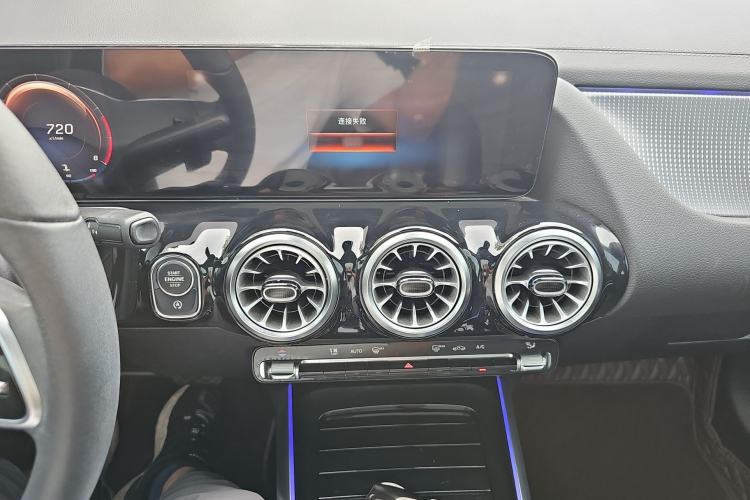 Used Mercedes-Benz GLA 2023 GLA 220
