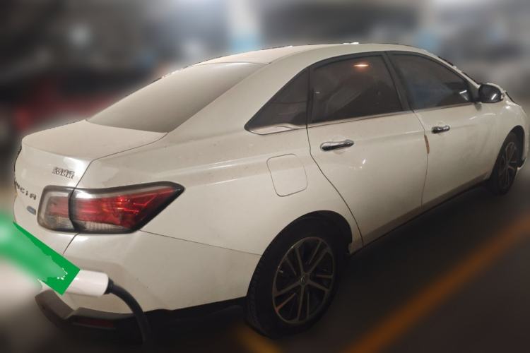 Used Venucia D60 2018 1.6L CVT Smart Connect Elite Edition