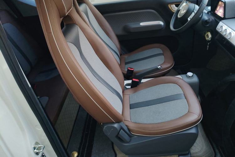 Used Wuling Hongguang MINIEV 2022 GAMEBOY 200km Play Edition with Lithium Iron Phosphate
