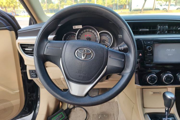 Used Toyota Corolla 2014 1.6L CVT GL
