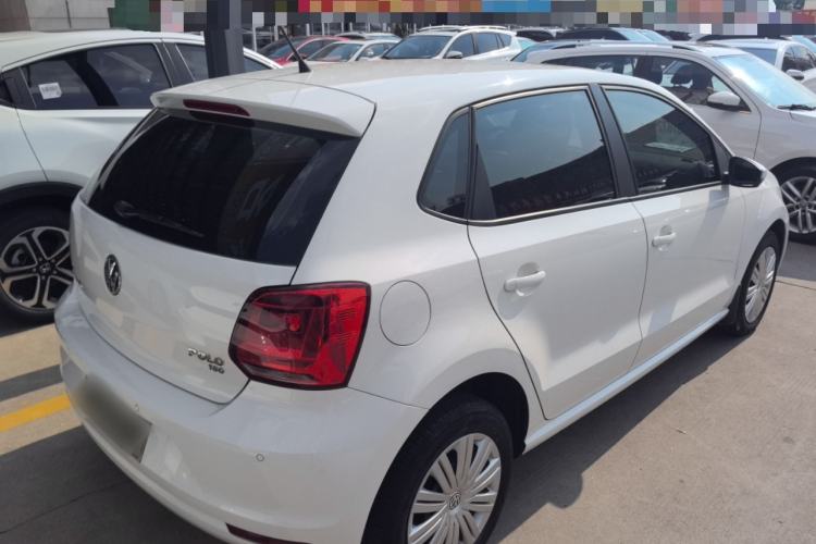 Used Volkswagen Polo 2016 1.6L Automatic Comfort Model
