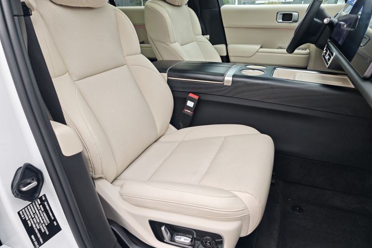 Used Li Auto L7 2023 Max model
