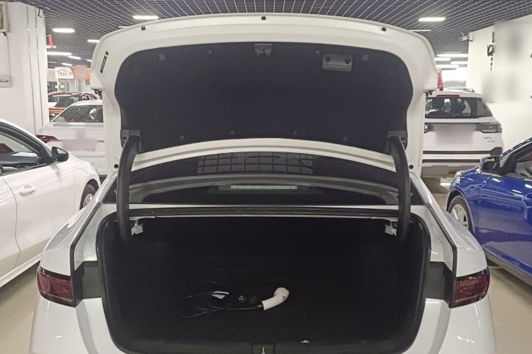 Used BYD Qin PLUS 2025 DM-i Smart Drive 55KM Leading Model