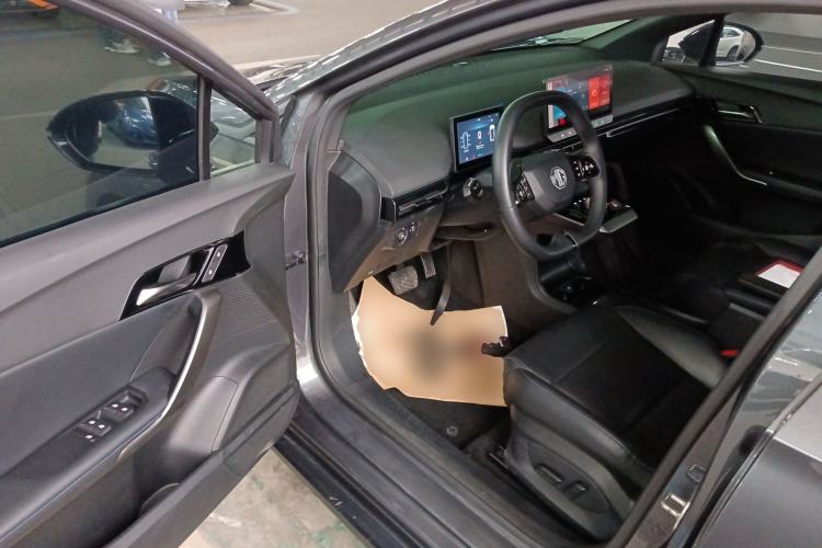 Used MG 4 EV 2023 415 km Range Sea-Faring Champion Edition
