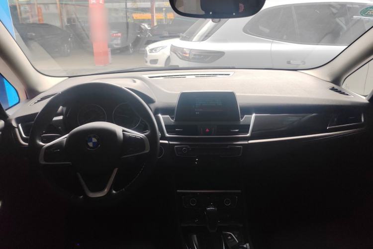 Used BMW 2 Series Gran Tourer 2015 218i Sports Design Package
