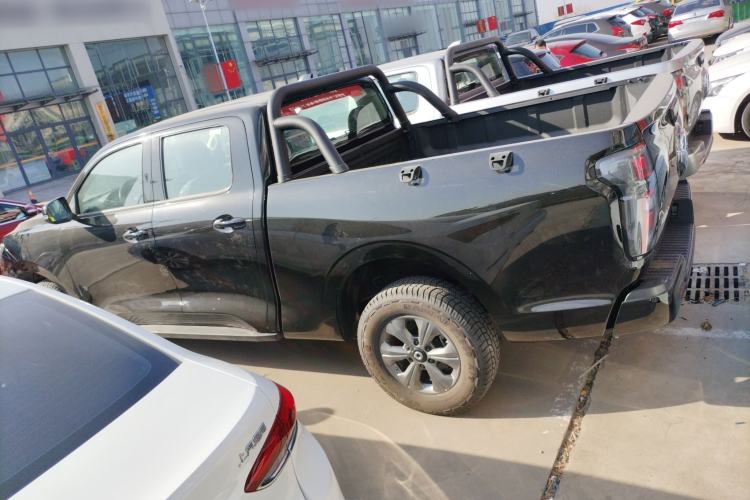 Used Great Wall Poer 2023 2.0T Commercial Version Manual Diesel 4x4 Elite Long-Box GW4D20M