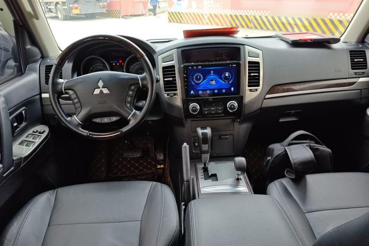 Used Mitsubishi Pajero 2020 3.0L Automatic Standard Edition
