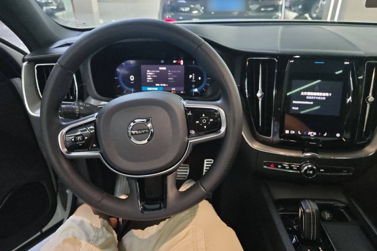 Used Volvo XC60 2022 B5 4x4 Smart & Advanced Sport Edition
