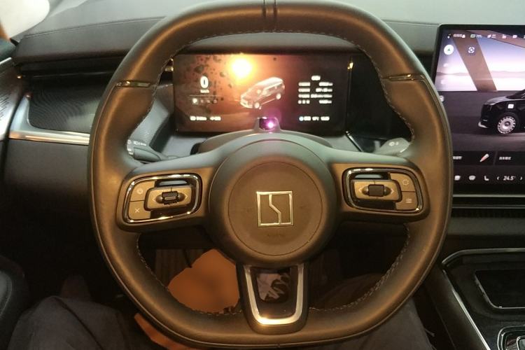 Used Zeekr 009 2024 GAC Trumpchi
