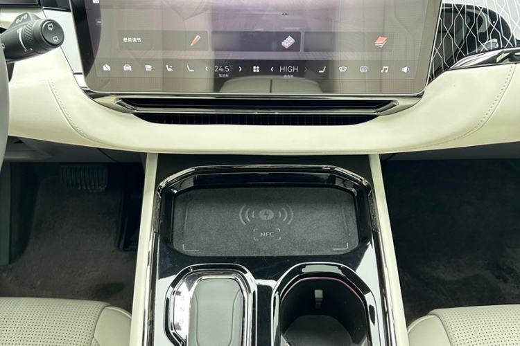 Used Zeekr 009 2022 WE Edition