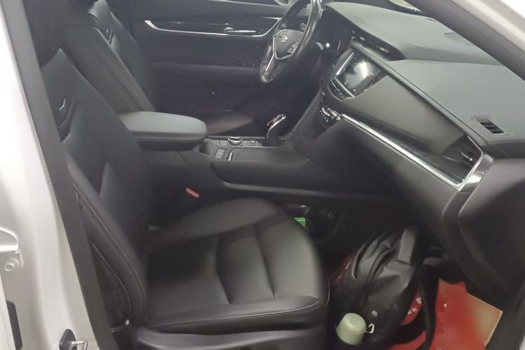 Used Cadillac XT5 2021 28T Luxury Version