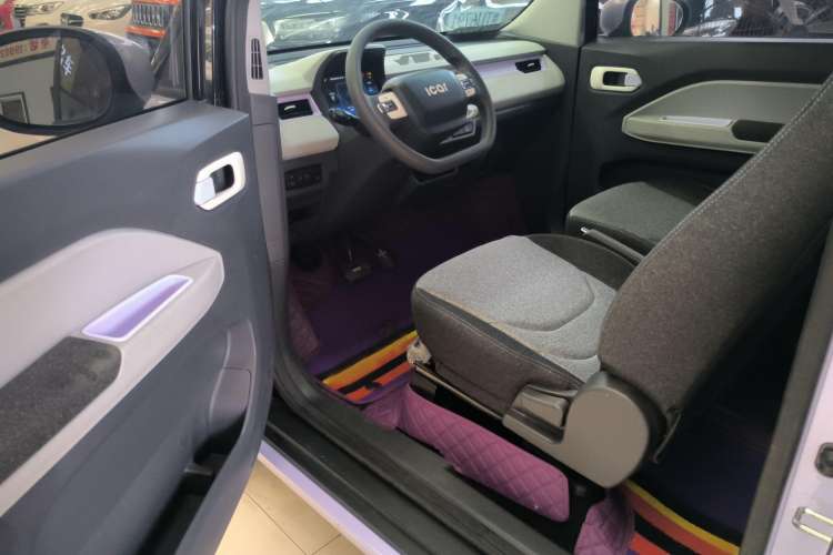 Used Chery QQ Ice Cream 2022 120km Conical Shape Lithium Iron Phosphate
