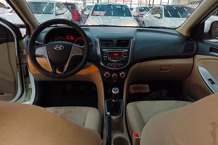 Used Hyundai Verna 2014 1.4L Manual Smart GLS Trim
