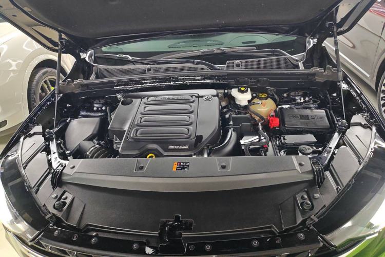 Used Buick Envision 2022 Encore Plus 552T Five-Seat Luxury Model
