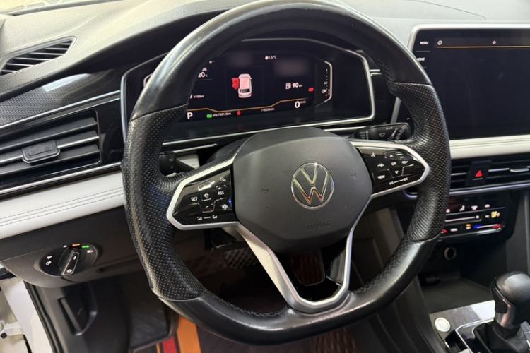 Used Volkswagen Tiguan L 2022 330TSI Automatic Two-Wheel Drive Smart Edition
