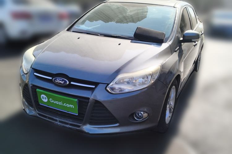 Used Ford Focus 2012 Sedan 1.6L Automatic Fashion Edition