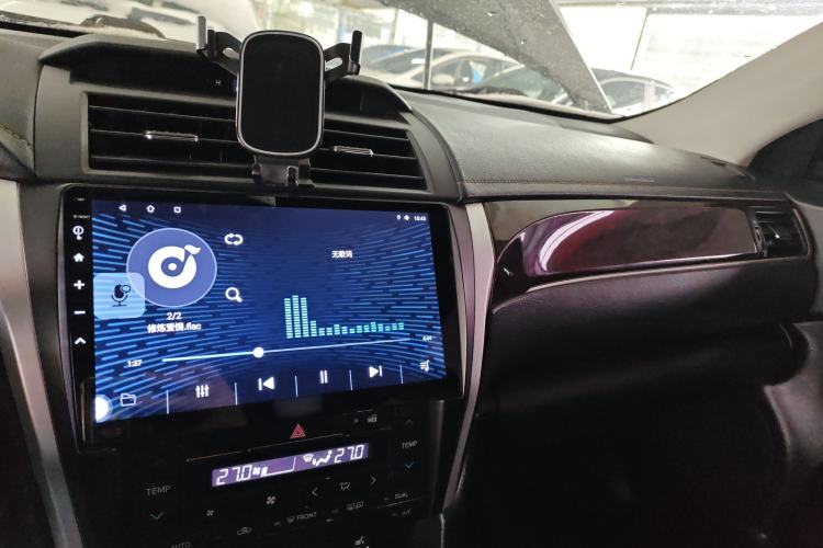 Used Toyota Camry 2016 2.0G 10th Anniversary Leading Edition
