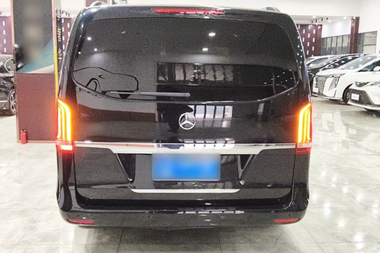 Used Mercedes-Benz V-Class 2016 V 260 Prestige Edition

