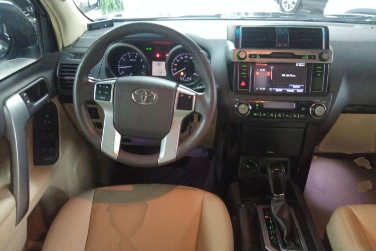 Used Toyota Prado 2014 2.7L Middle East Version Parallel Import
